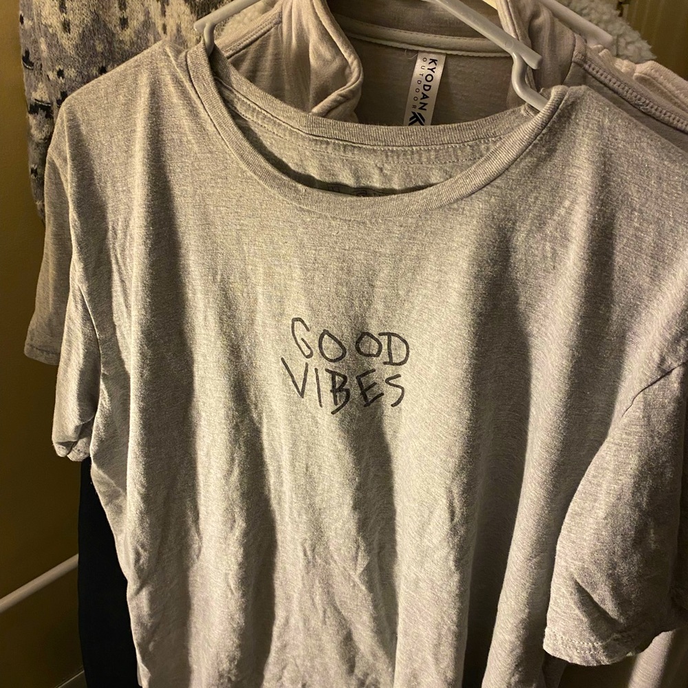 GOOD VIBE T-shirt